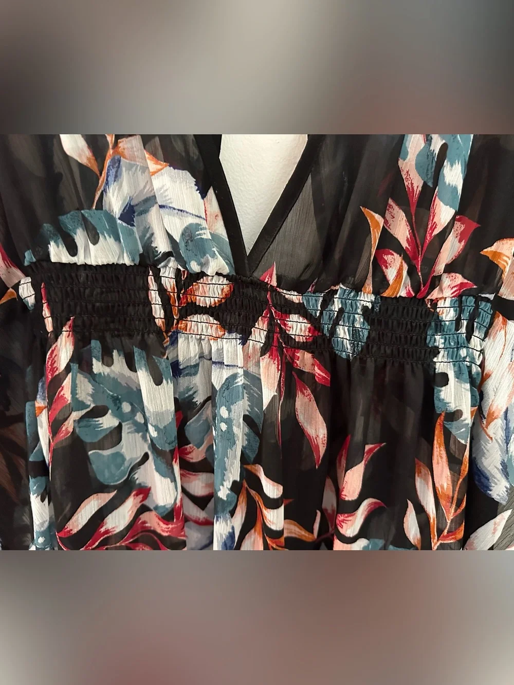 Kona Sol Kaftan Cover-Up Black Floral Medium Like New